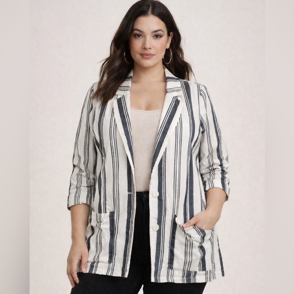 TORRID Striped Linen Blend Blazer Womens Plus Sz 1  1X Lined Pockets Two Buttons